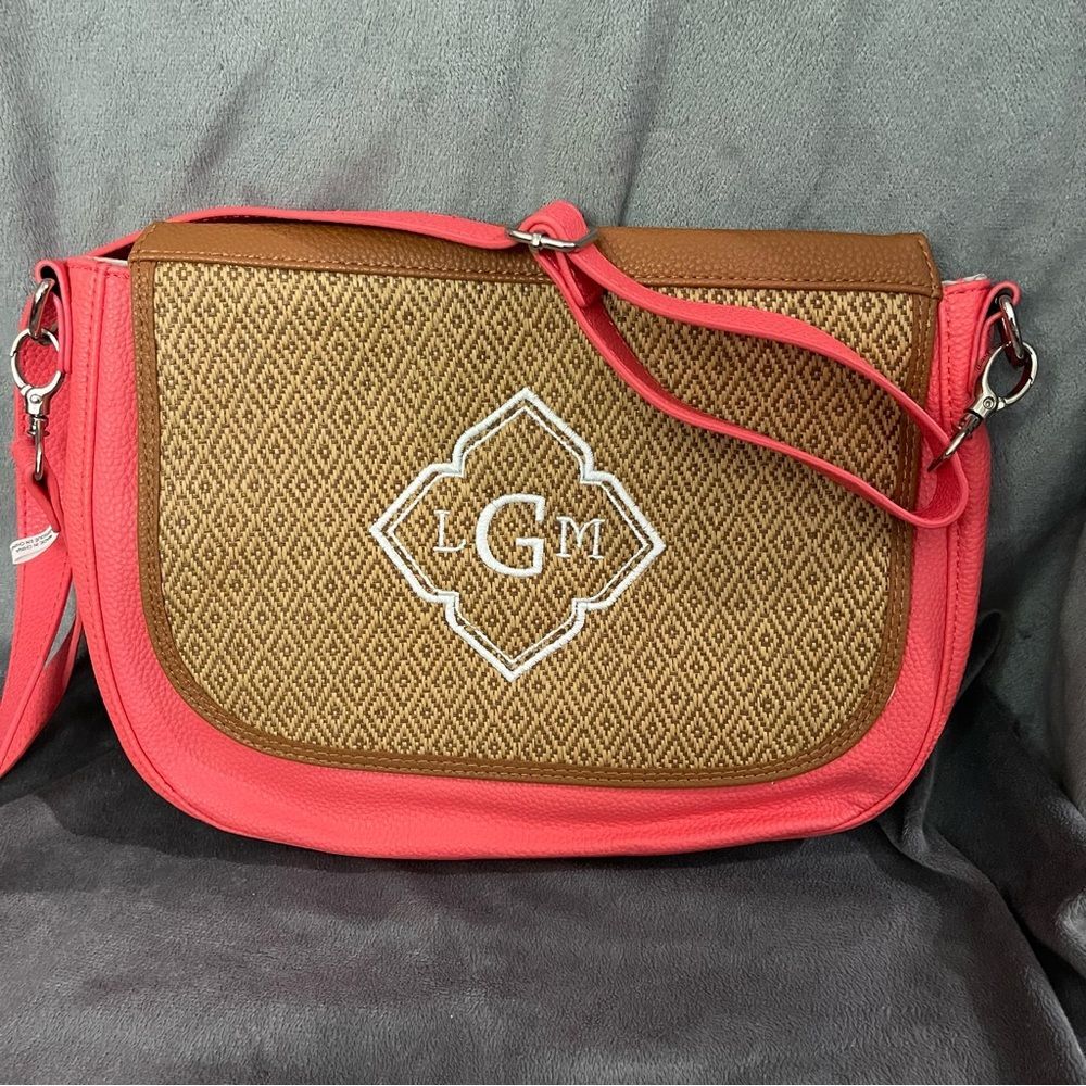 Studio Thirty One Classic Crossbody Purse in Calypso Coral w/ Diamond Straw Flap